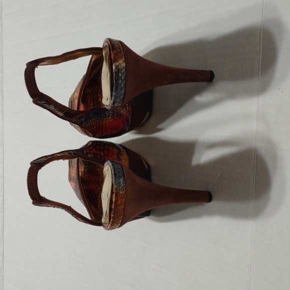 BCBGirls "Catilyn" stilettos - Picture 4 of 9